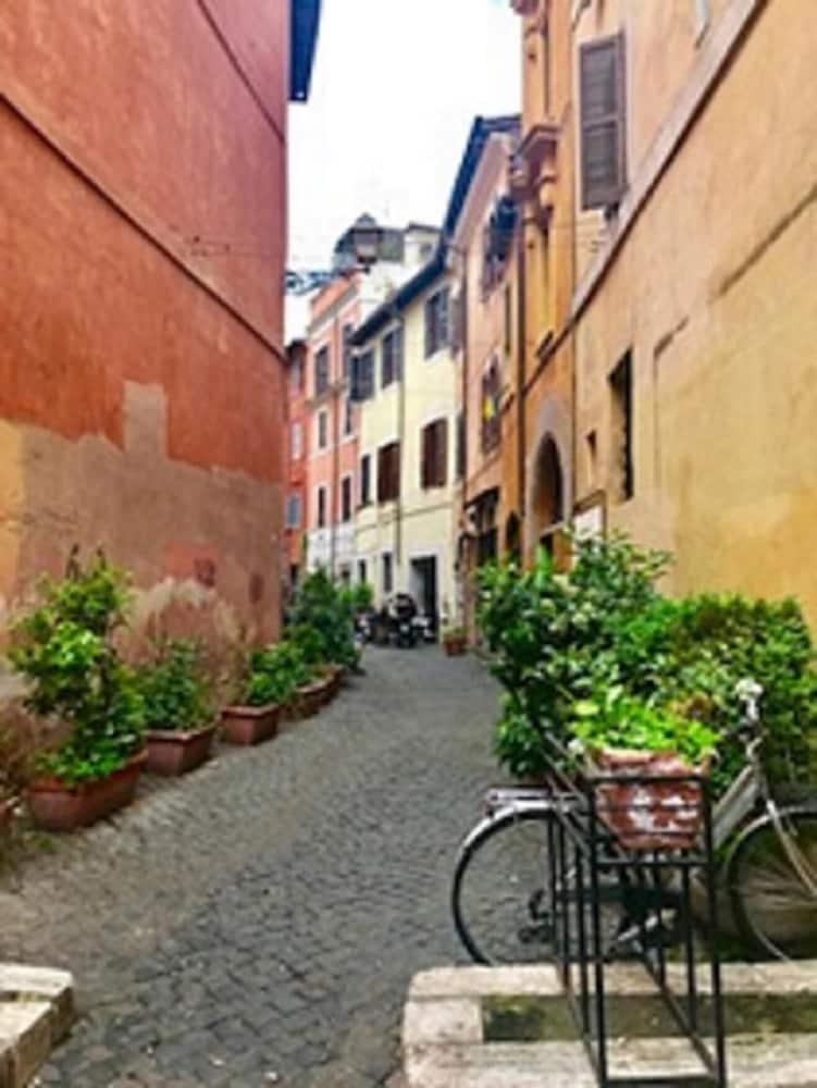 B&B Zen Trastevere ローマ エクステリア 写真